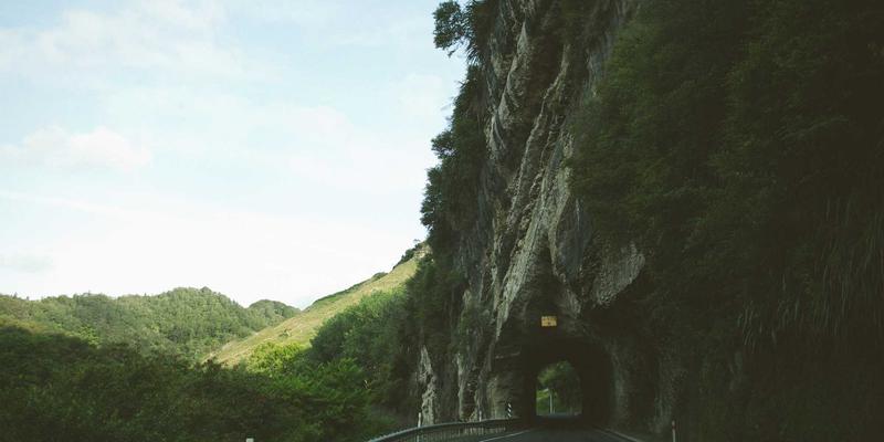 杭州中力如何构建全国售后服务网络，保障电动叉车与搬运设备高效运行